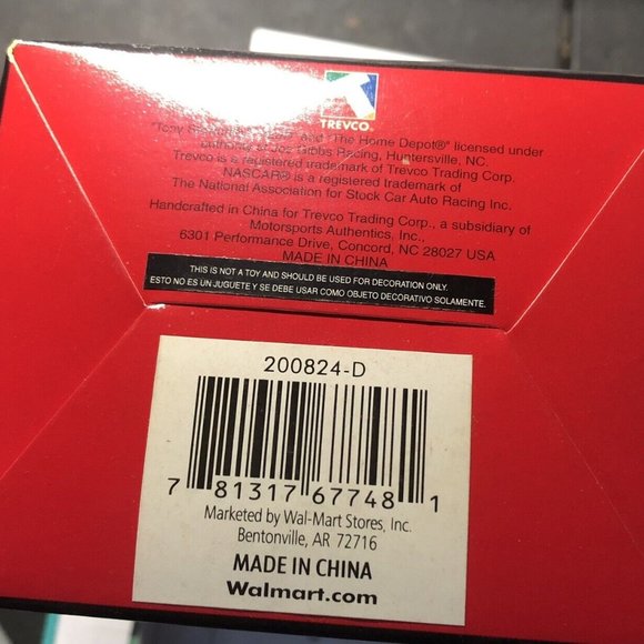 Tony Stewart NASCAR #20 Collectible Ornament Trevco Christmas New In Box DAD DAY - Picture 3 of 4